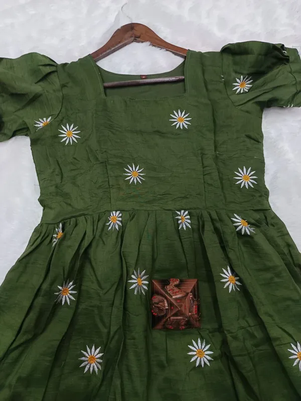 Green_Sunflower_Maxi_Dress_For_Women