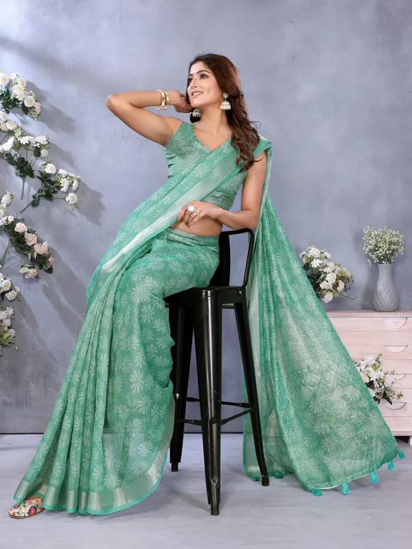 Green_Linen_Shimmer_Premium_&_Elegant_Saree_With_Unstiched_Blouse_For_Women