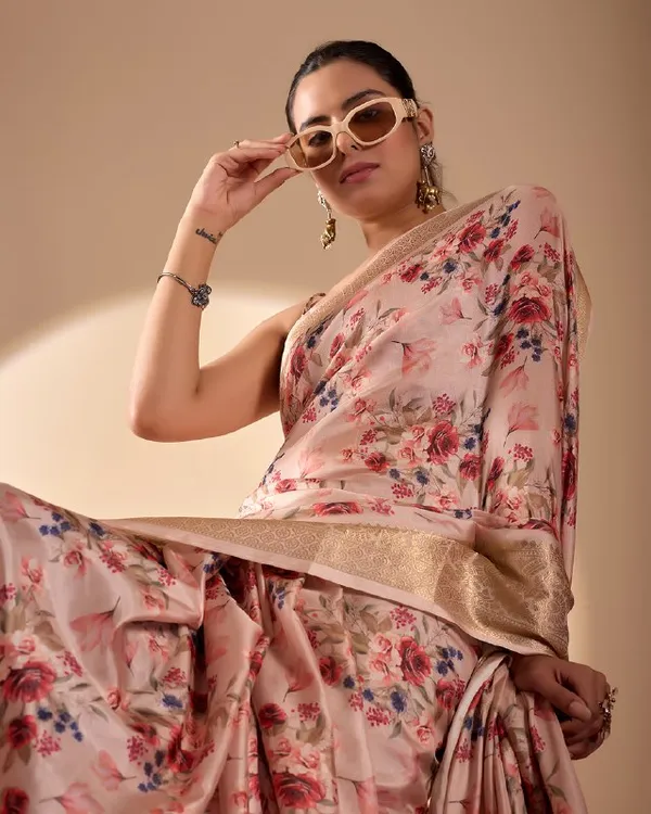 Multicolor_Lichi_Silk_Premium_&_Elegant_Saree_With_Unstiched_Blouse_For_Women