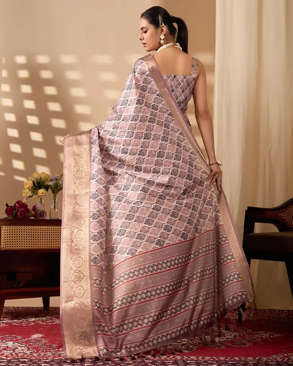 Multicolor_Lichi_Silk_Premium_&_Elegant_Saree_With_Unstiched_Blouse_For_Women