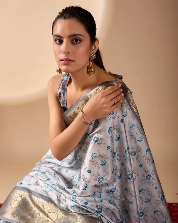 Multicolor_Lichi_Silk_Premium_&_Elegant_Saree_With_Unstiched_Blouse_For_Women
