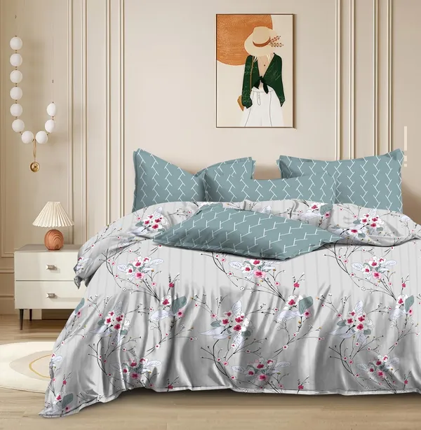 Floral_Printed_Grey_Set_With_Geometric_Patterned_Pillow_Covers
