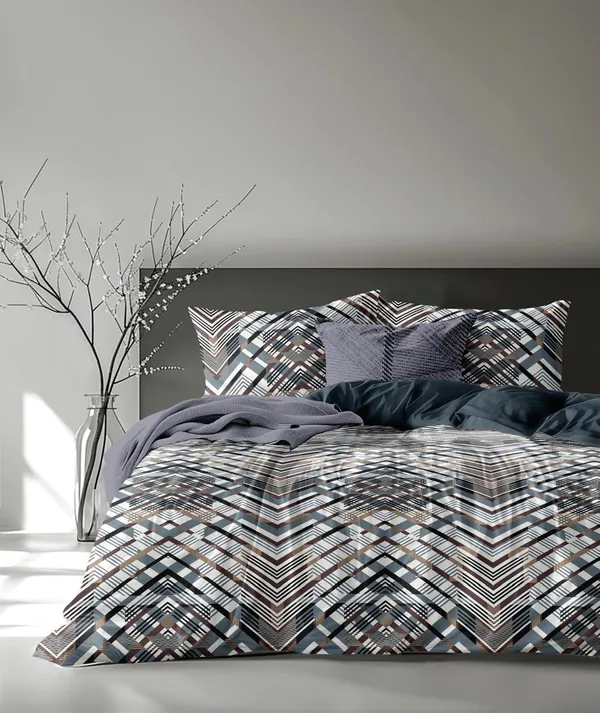 Modern_Geometric_Chevron_Pattern_Bedding_Set_|_Multicolor_Striped_With_Pillowcases
