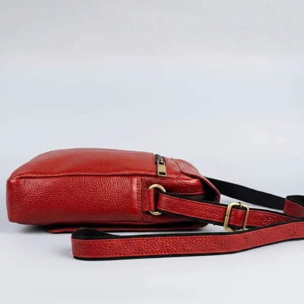 Calvadoss_Brown_Leather_Structured_Sling_Bag