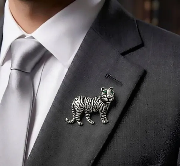 Calvadoss_Imperial_Silver_Tiger_Brooch