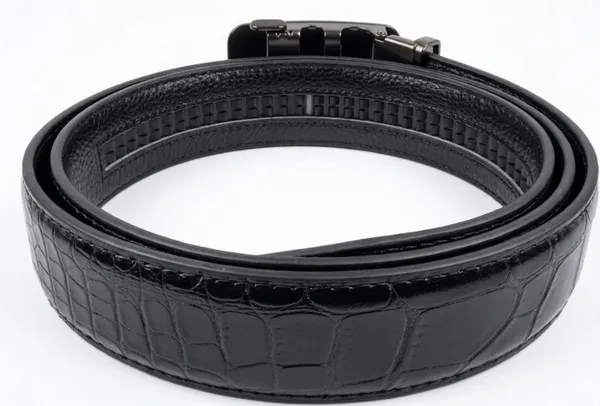 Men_Black_Textured_Leather_Belt_with_Metal_Buckle