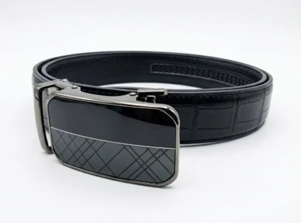 Men_Black_Textured_Leather_Belt_with_Metal_Buckle