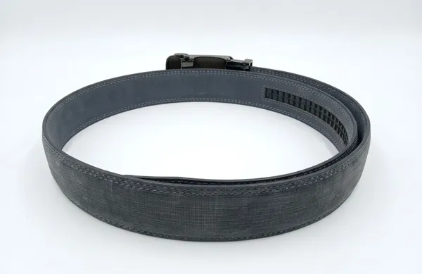 Men_Black_Solid_Premium_Leather_Belt.