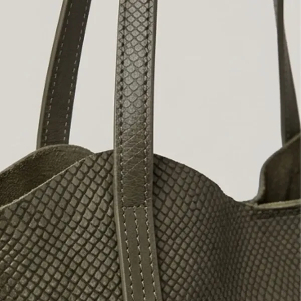 Calvadoss_Premium_Green_Textured_Handbag