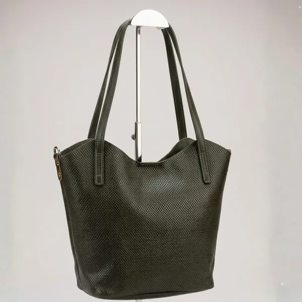 Calvadoss_Premium_Green_Textured_Handbag