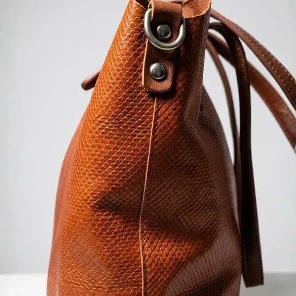 Calvadoss_Premium_Tan_Textured_Handbag