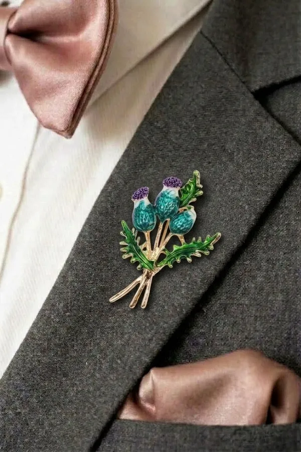 Calvadoss_Three-Flower_Thistle_Pin_Brooch
