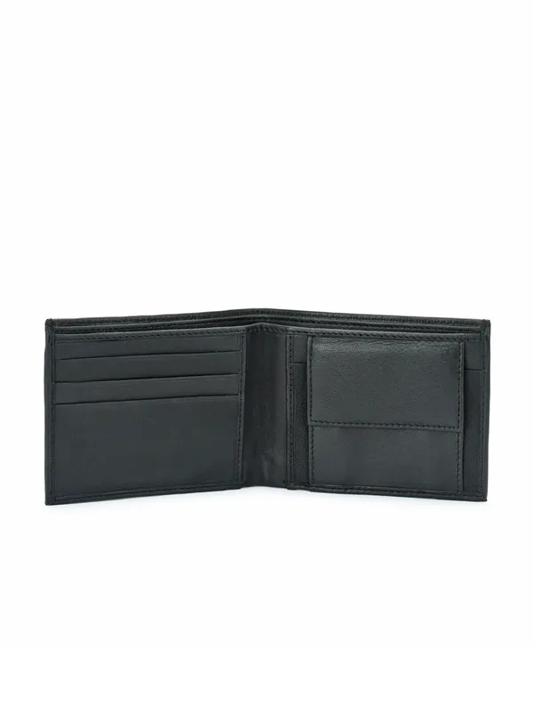 Black_Leather_Wallet_For_Men