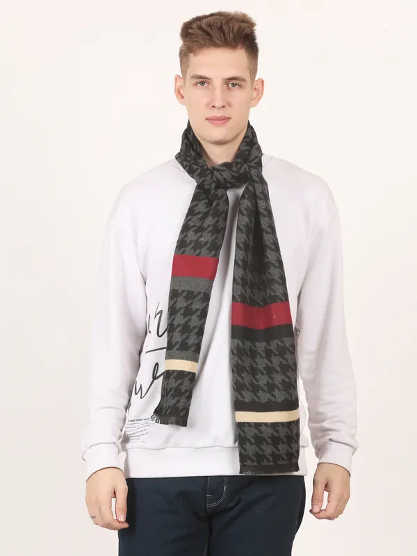 Multicolor_Patterned_Mufflers_For_Unisex