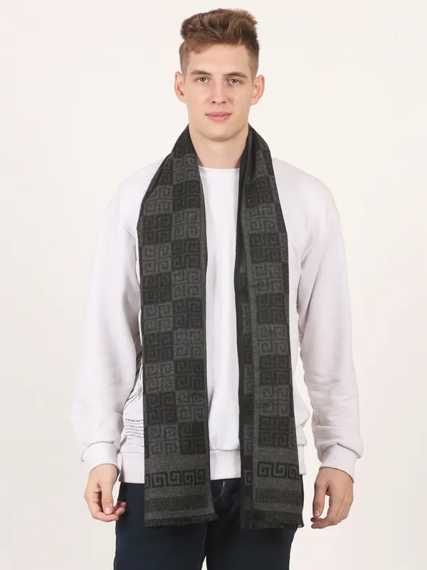 Multicolor_Patterned_Mufflers_For_Unisex
