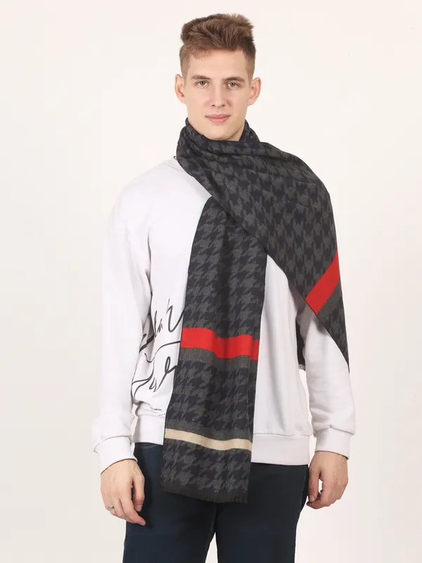 Multicolor_Patterned_Mufflers_For_Unisex