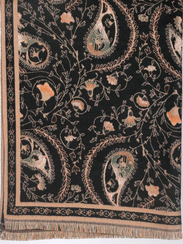 Multicolor_Paisley_Design_Stole_For_Unisex