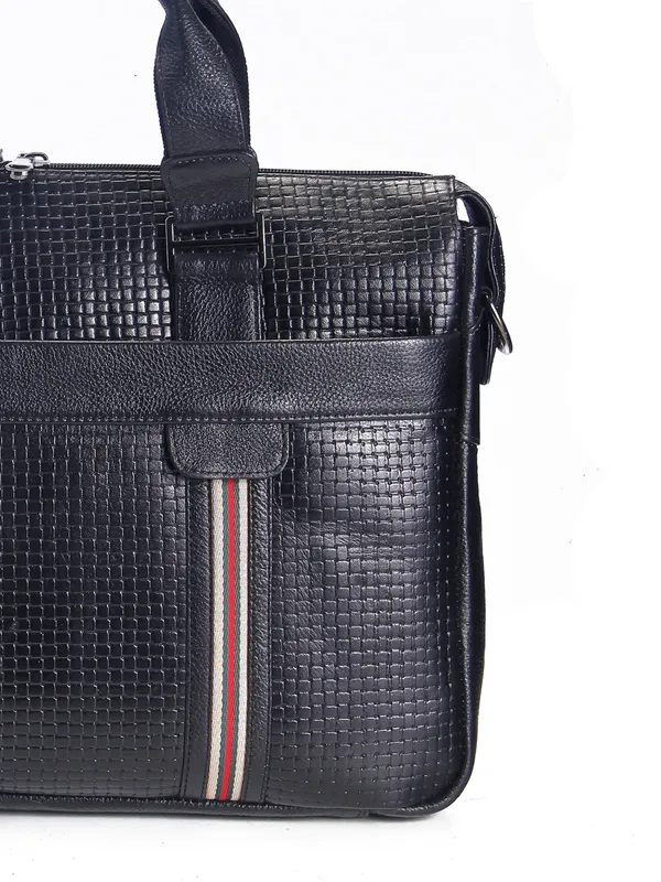 Calvadoss_Textured_Black_Leather_Laptop_Bag