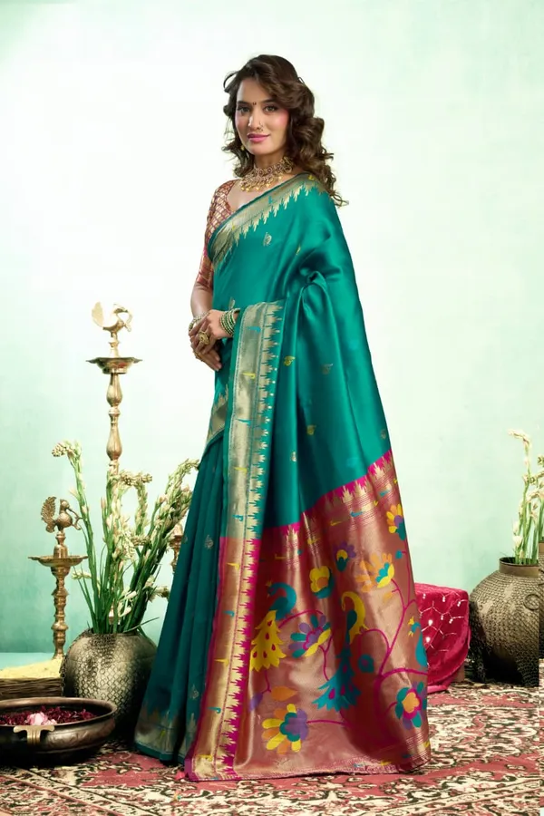 Fresh_Green_Paithani_Silk_Saree_With_Elegant_Peacock_Motif_Pallu_Festive,_Wedding,_Traditional_Events_For_Women
