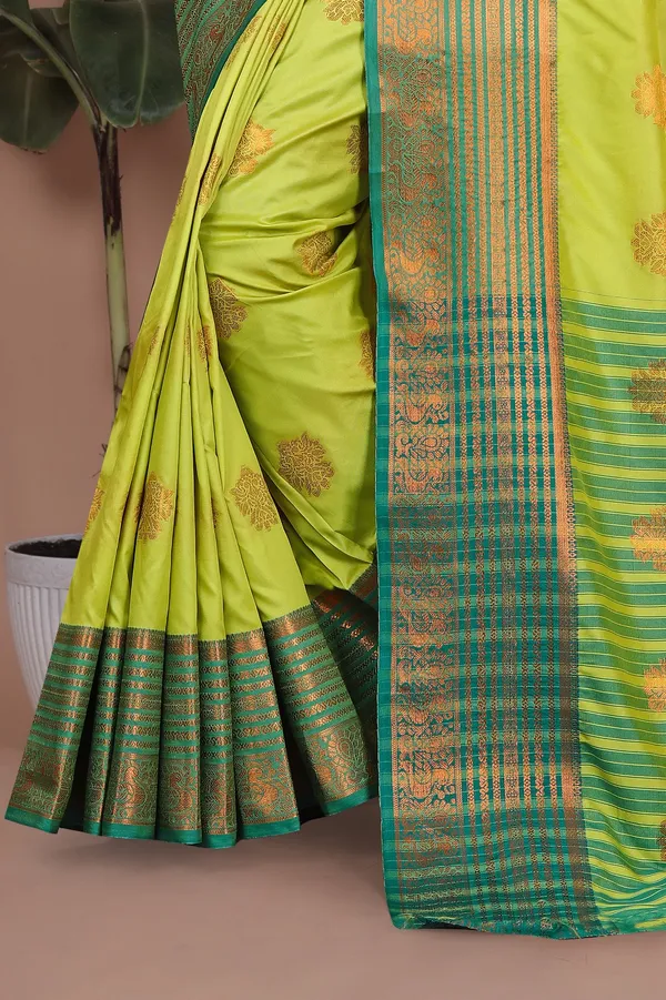 Lemon_Exquisite_Kanjivaram_Jacquard_Cotton_Silk_Saree_With_Wide_Banarasi_Zari_Border_For_Women