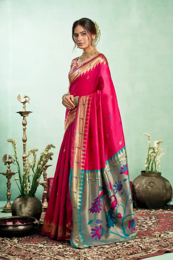 Hot_Pink_Paithani_Silk_Saree_With_Traditional_Zari_Border_And_Peacock_Motif_Pallu_For_Women