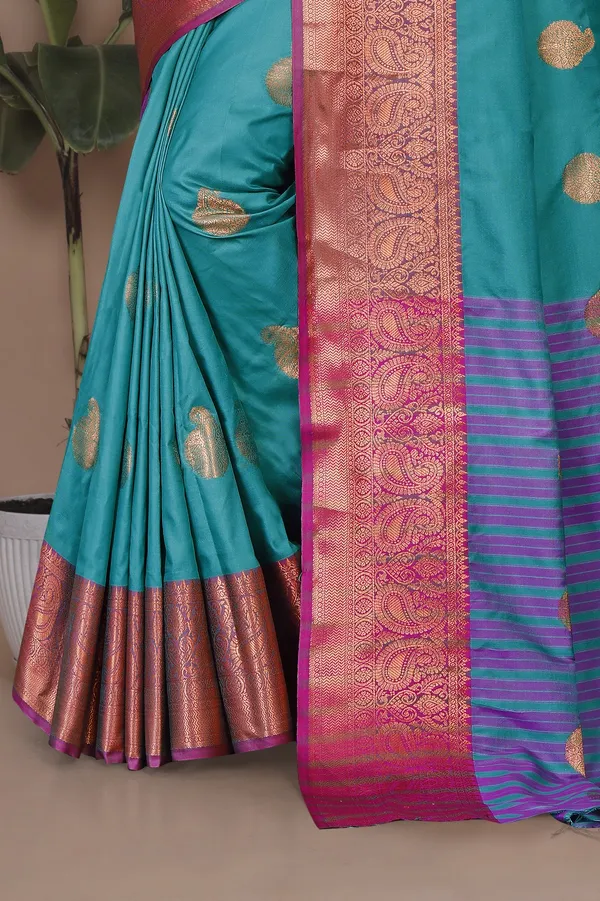 Sky_Rama_Kanjivaram_Jacquard_Cotton_Silk_Saree_With_Wide_Banarasi_Zari_Border_For_Women