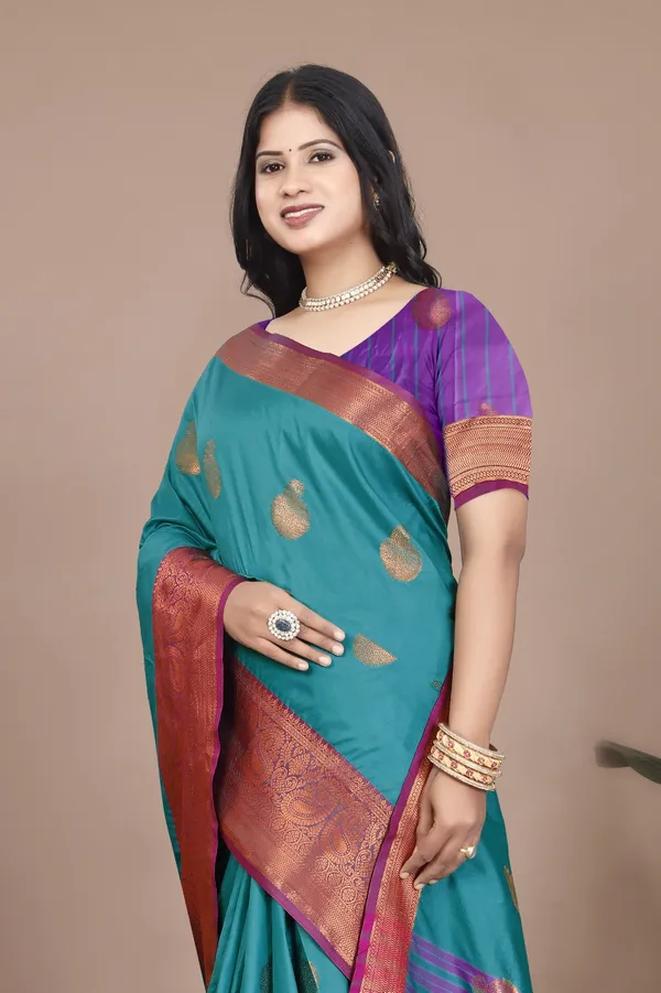 Sky_Rama_Kanjivaram_Jacquard_Cotton_Silk_Saree_With_Wide_Banarasi_Zari_Border_For_Women