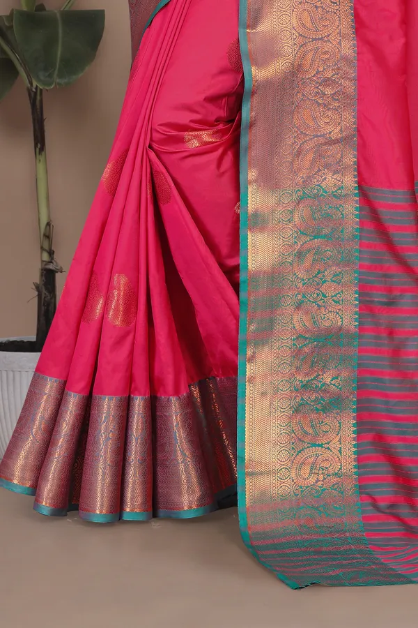 Red_Kanjivaram_Jacquard_Cotton_Silk_Saree_With_Wide_Banarasi_Zari_Border_Elegant_Wedding_&_Party_Wear_For_Women