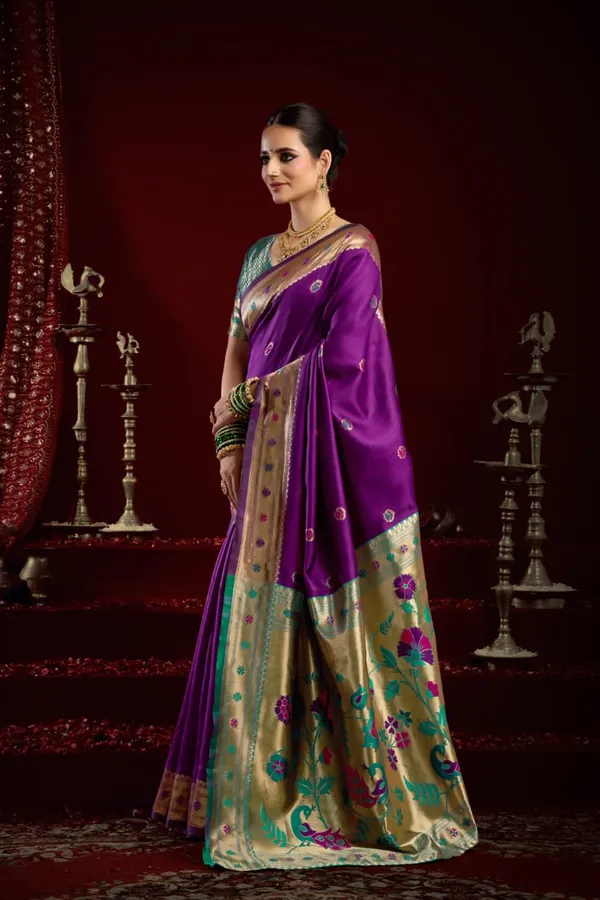 Royal_Purple_Paithani_Silk_Saree_With_Contrast_Blouse_For_Women