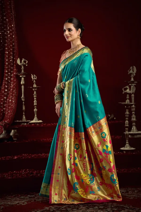 Teal_Blue_Paithani_Silk_Saree_With_Contrast_Blouse_For_Women