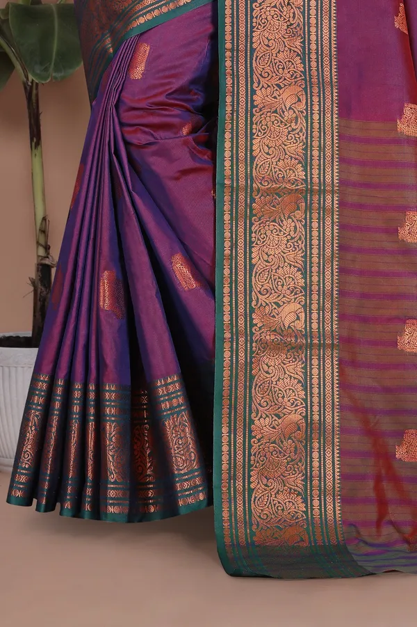Wine_Kanjivaram_Jacquard_Cotton_Silk_Saree_With_Wide_Banarasi_Zari_Border_For_Women