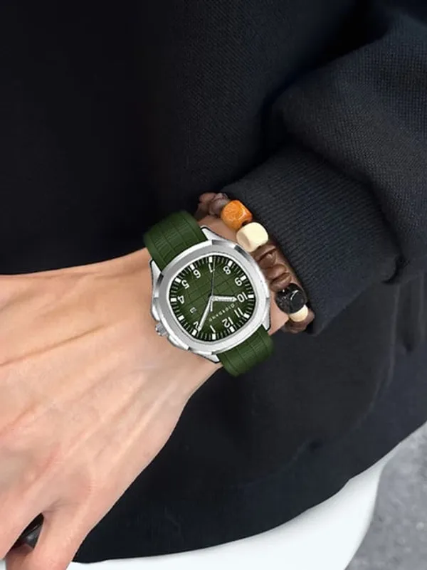 Luxury_Green_Dial_Rubber_Strap_Men’s_Quartz_Watch