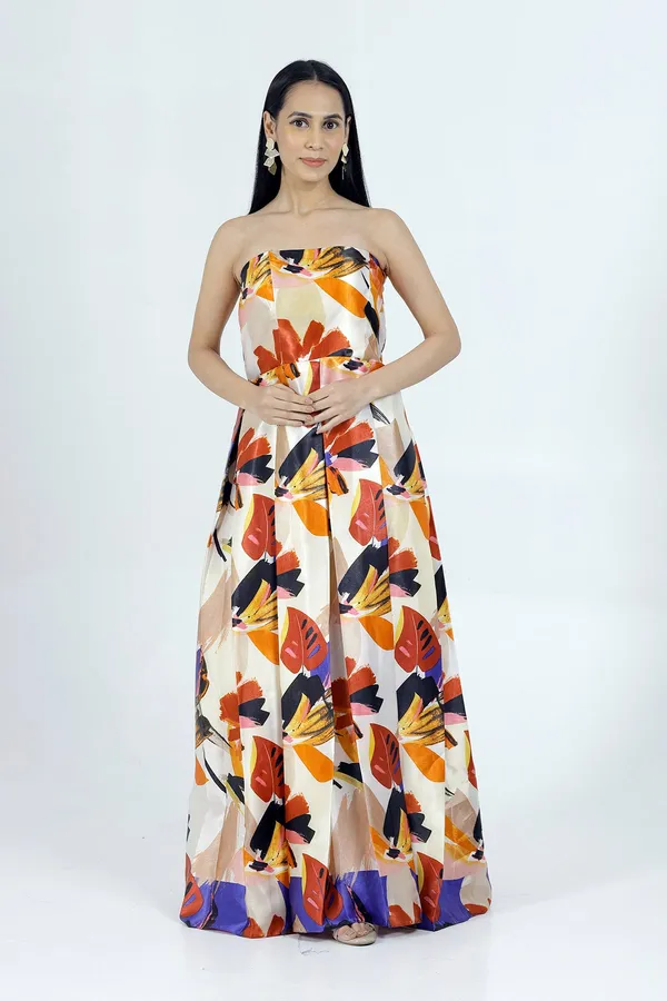 Cruising_Banquet_Off-Shoulder_Gown