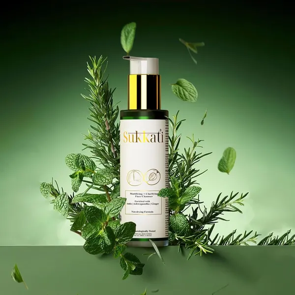 Mattifying_+_Clarifying_Face_Cleanser_For_Women