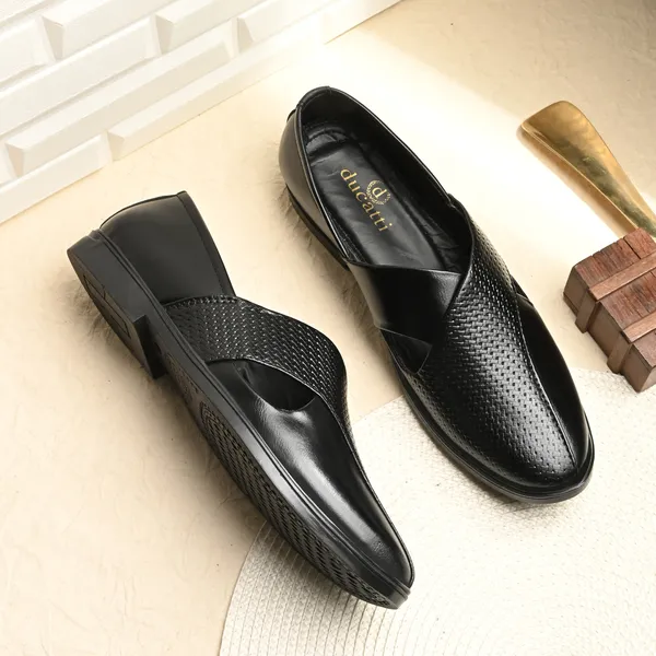 Black_Synthetic_Leather_Sandals_For_Men