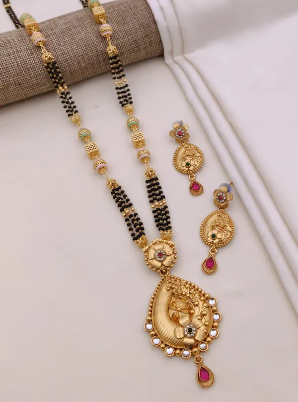 Antique_Floral_Mangalsutra_Set