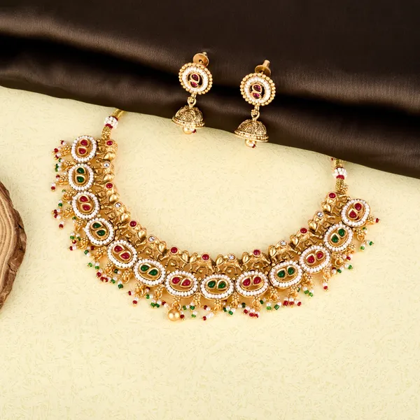 Golden_Antique_Kundan_Choker_Necklace_Set_With_Jhumka_Earrings_For_Women