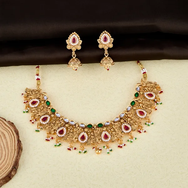Golden_Antique_Temple_Kundan_Choker_Necklace_Set_With_Jhumka_Earrings_For_Women