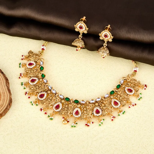 Golden_Antique_Temple_Kundan_Choker_Necklace_Set_With_Jhumka_Earrings_For_Women