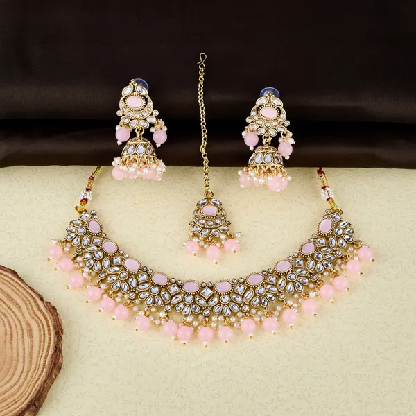 Baby_Pink_Kundan_Choker_Necklace_Set_With_Jhumka_&_Maang_Tikka_For_Women