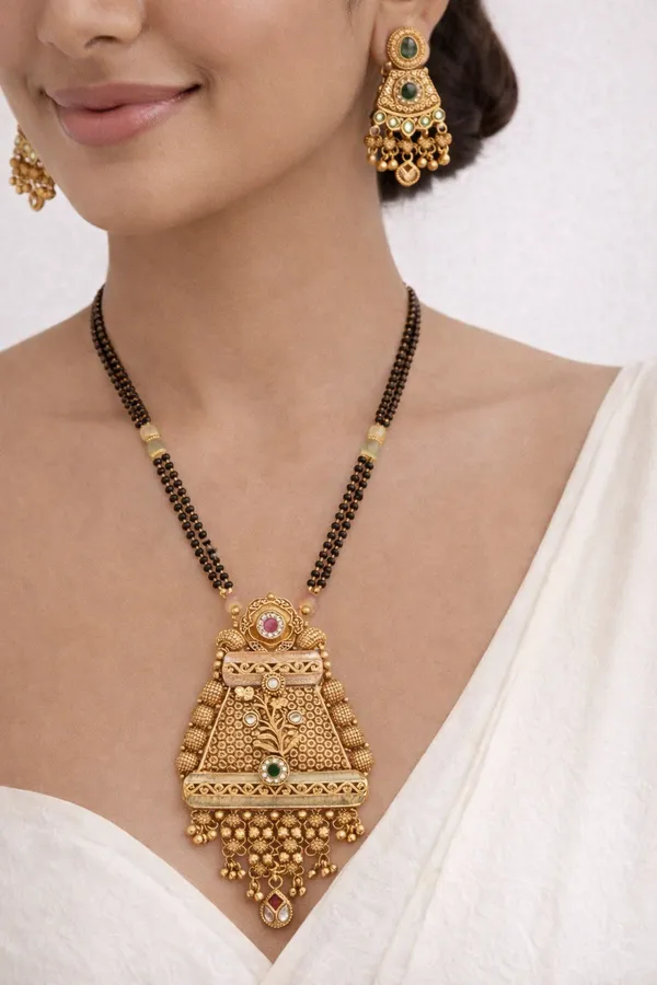 Designer_Black_Beads_Mangalsutra_With_Earrings