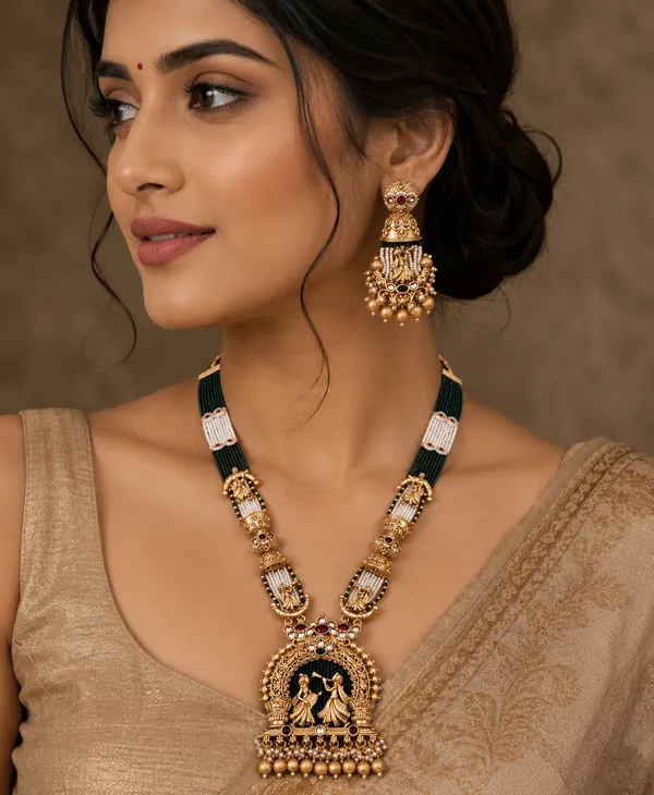 Designer_Traditional_Long_Necklace_Set_with_Earrings