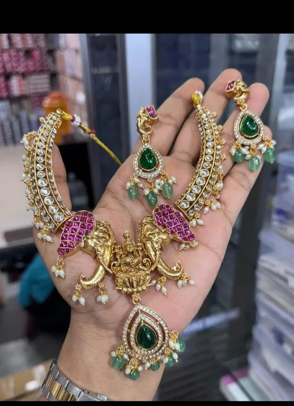 Heritage_Lakshmi_Elephant_Temple_Necklace_Set