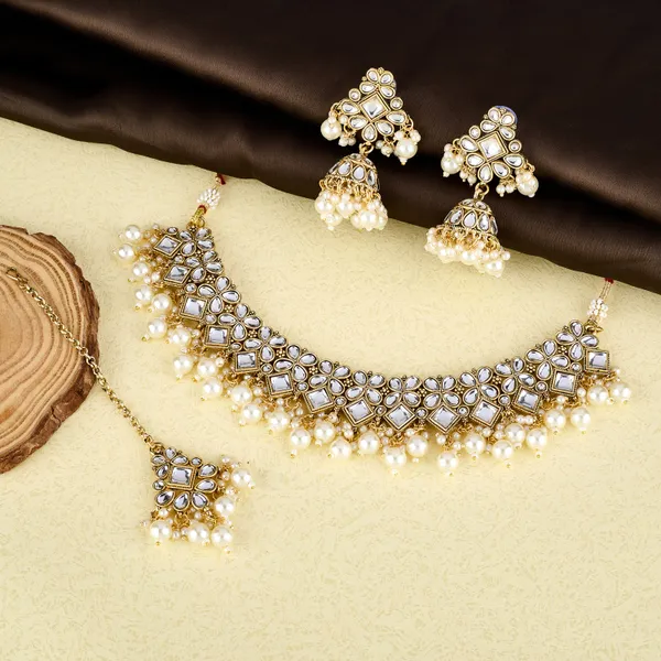 Ivory_Pearl_Kundan_Choker_Necklace_Set_With_Jhumka_Earrings_&_Maang_Tikka_For_Women