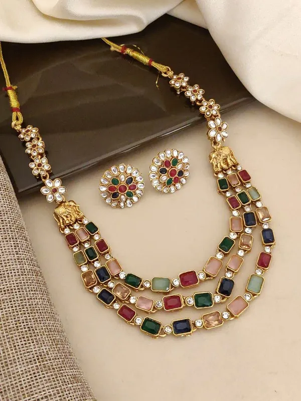 Navratna_Royale_Layered_Necklace_Set