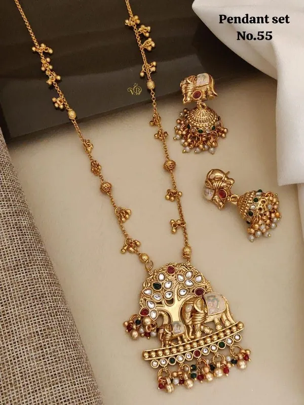 Royal_Elephant_Temple_Pendant_Necklace_Set