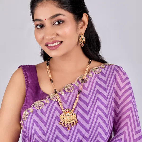 Royal_Gold_Finish_Mangalsutra_With_Antique_Pendant_For_Women