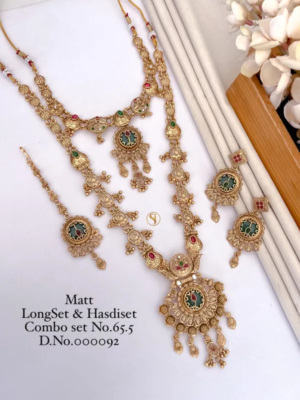Traditional_Matte_Gold_Long_Necklace_Combo_with_Hasdi