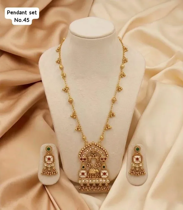 Antique_Kundan_Arch_Pendant_Set