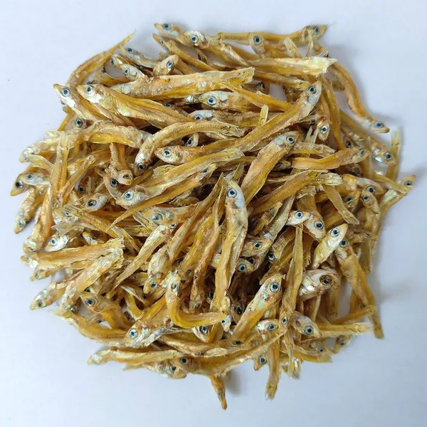 Dried_Anchovy_Fishes_(Butter_Anchovy_Fish_-_Small_Size),_Kerala_Dry_Fish_-_400Gm